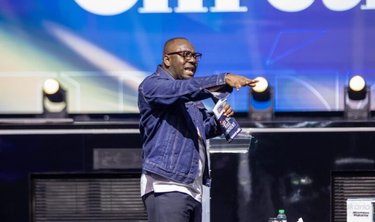 SÉMINAIRE SPÉCIAL – JOUR 5 – LA LOYAUTÉ QUI BÂTIT LA MÉGA ÉGLISE – Rév. Benny DAG-ANNAN