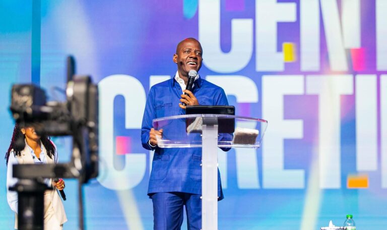 JOUR 4 – SÉMINAIRE – LA NÉCESSITÉ D&rsquo;UNE VIE DE SACRIFICE – Apôtre Yves CASTANOU