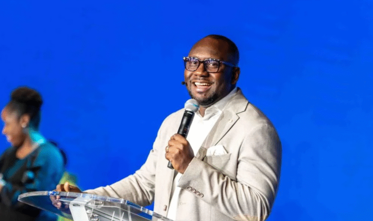 Jour 1 – CAMP SPÉCIAL – LE PLUS PETIT DEVIENDRA 1 MILLIER – Rév. Benny DAG-ANNAN